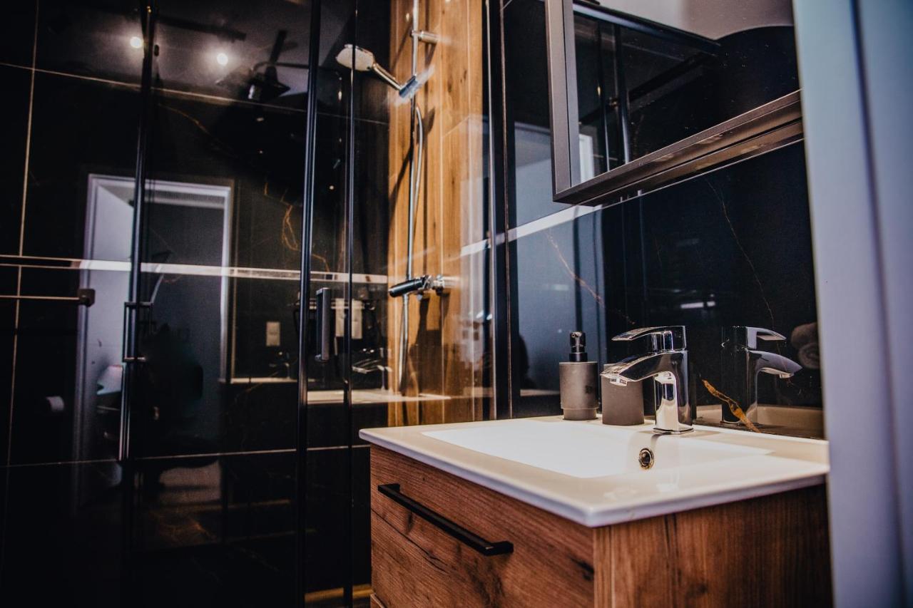 Jbhotels Apartament Premium Hanza Tower Stettin Eksteriør billede